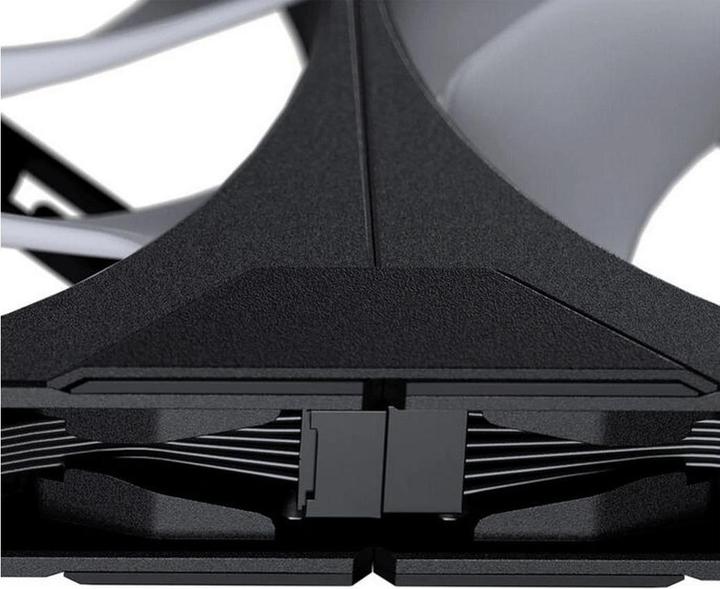 Actual product image Phanteks M25 Gen2 PWM Reverse Airflow D-RGB fan - 120mm, black (120 mm, 1 x)