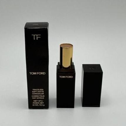 Actual product image Tom Ford Traceless Soft Matte Concealer No 4W0