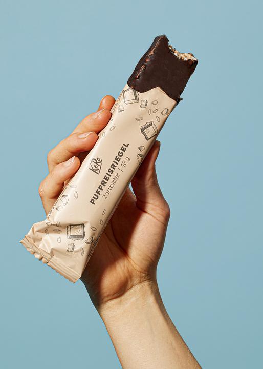 Produktbild KoRo Riegel aus braunem Vollkornreis überzogen mit dunkler Schokolade (1 Stk., 360 g)