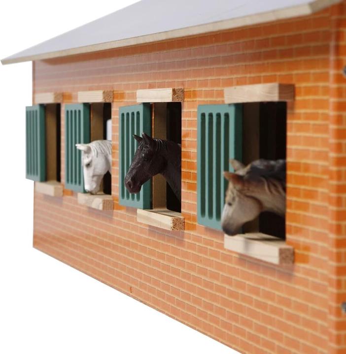 Actual product image Sombo Stable with 7 horse boxes