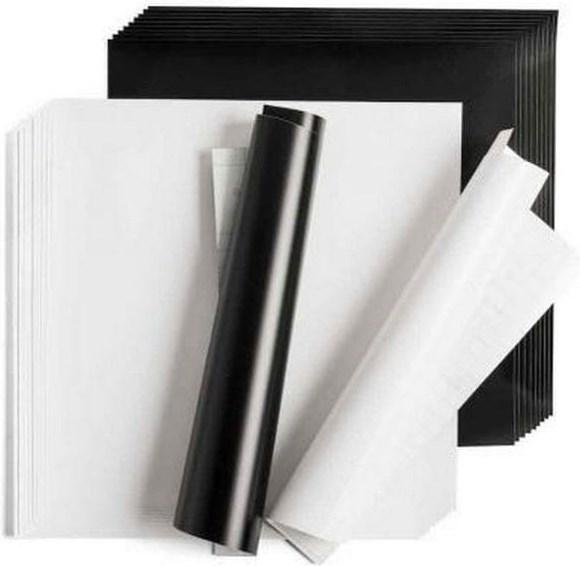 Produktbild Cricut Vinylfolie Starterset Schwarz/Weiss 20 Blatt
