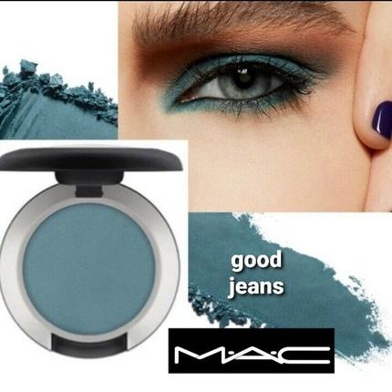 Actual product image MAC Cosmetics Powder Kiss Soft Matte Eye Shadow (Good Jeans)