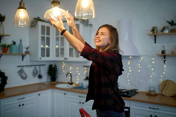 Produktbild Blaupunkt LED E27 Glühbirne (E27, 9 W, 900 lm, 1 x, F)
