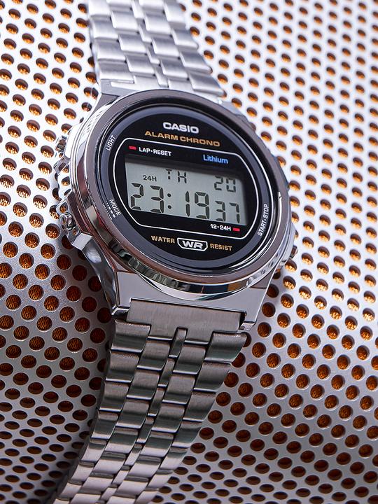 Actual product image Casio Vintage (Chronograph, 37 mm)