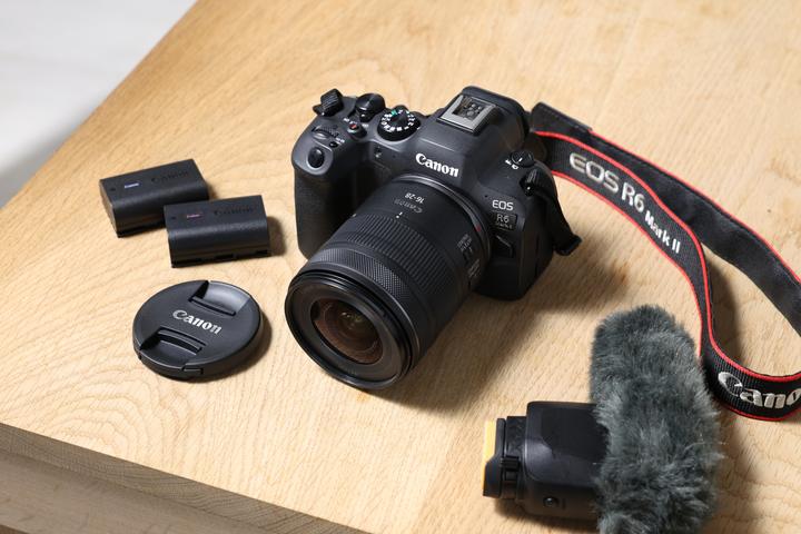 Actual product image Canon RF 16-28mm F2.8 IS STM (Canon RF, full size)
