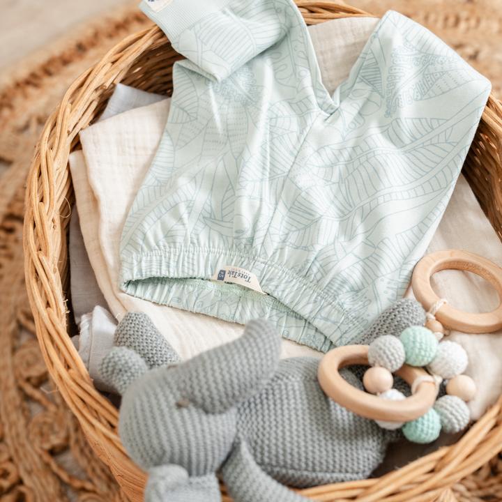 Actual product image TotsTale Premium 5-teiliges Babyset aus Bio-Baumwolle – für Neugeborene – Hose, Mütze, Body u.m. (50, 56, 62, 68)