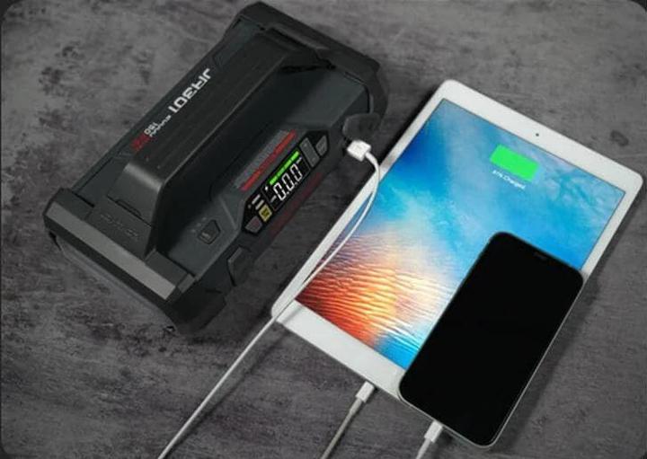 Actual product image Lokithor Jump starter and air pump (2000 A, 20000 mAh)