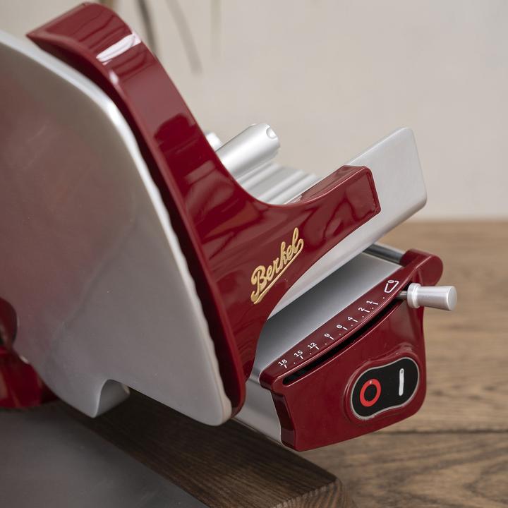 Image du produit Berkel Trancheuse Homeline HL PLUS 200 rouge