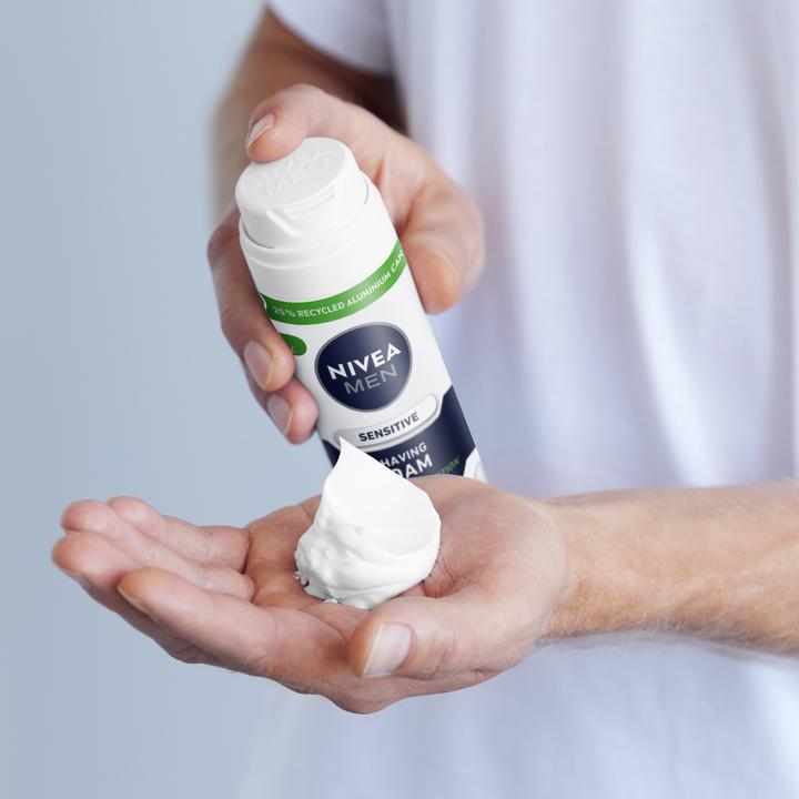 Produktbild NIVEA Sensitive Rasierschaum DUO (400 ml, Rasierschaum)