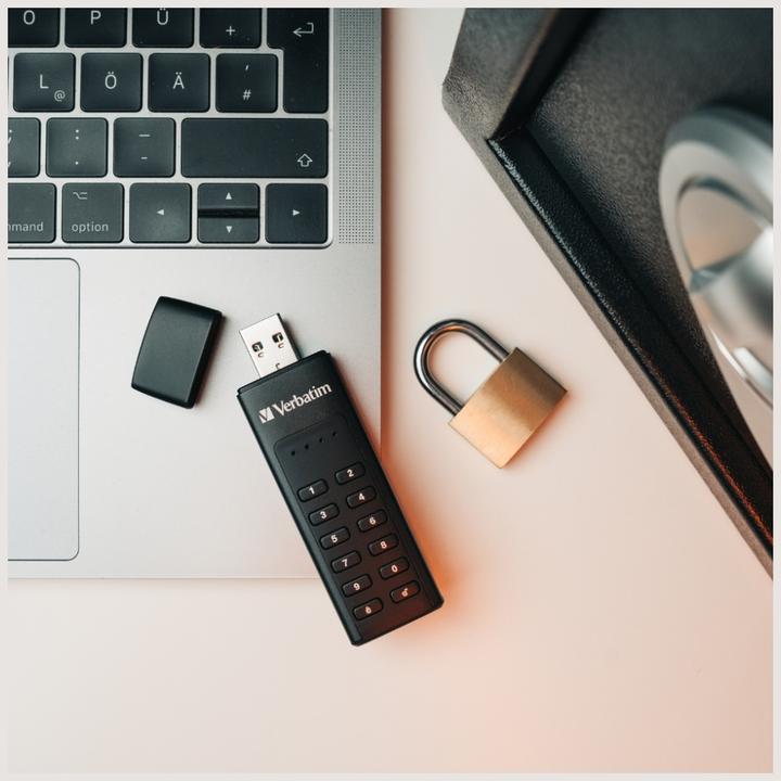 Produktbild Verbatim Keypad Secure (64 GB, USB-A)
