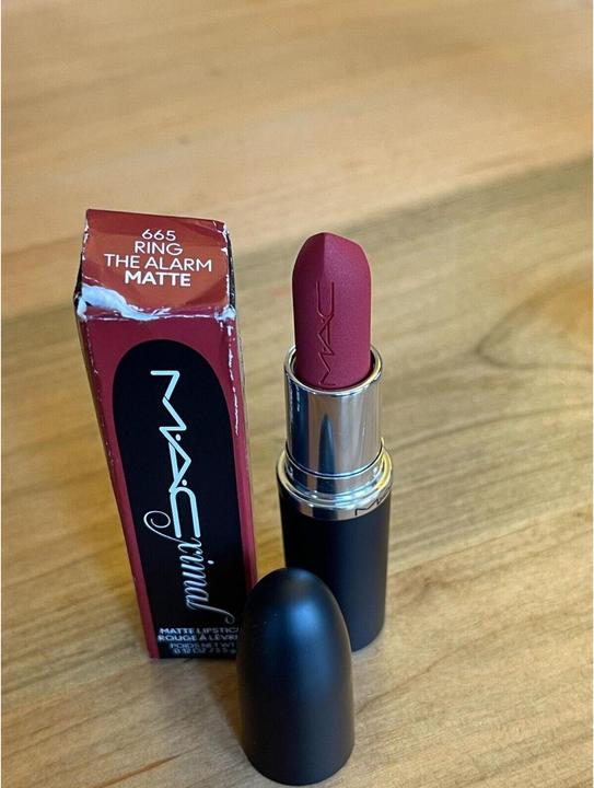 Immagine prodotto MAC Cosmetics Macximal Rossetto opaco setoso Keep Dreaming (667 Continua a sognare)