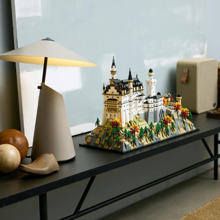 Produktbild LEGO 21063 Confidential (21063, LEGO Architecture)