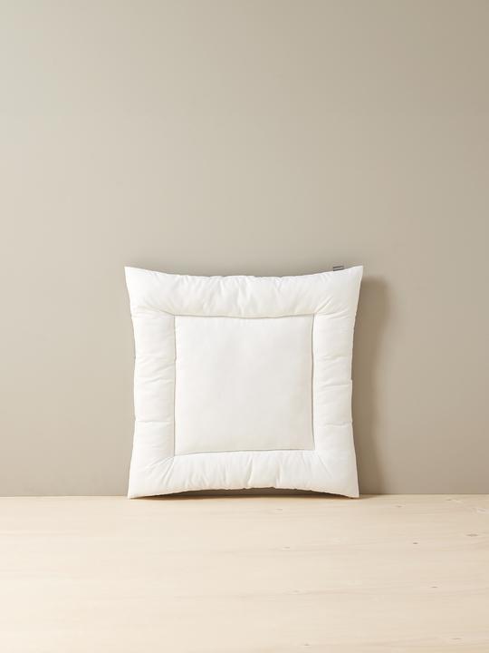 Actual product image Vertbaudet Flat children's pillow with Passerelle finish, moisture-regulating (60 x 60 cm)