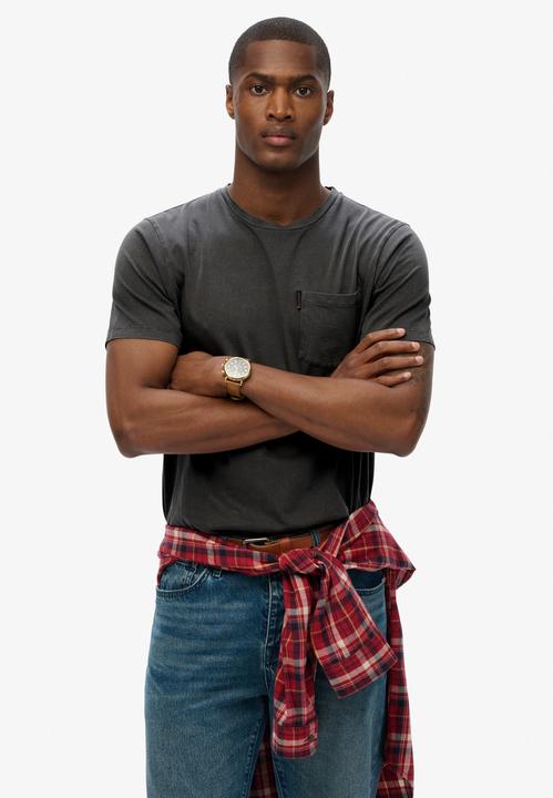 Actual product image Superdry Classic Essential Pocket Tee (XL)