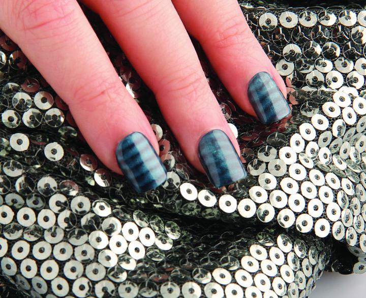 Actual product image Rio Complete Nail Art Shine and Charm ( NADG) (Gold, Purple, Silver, Burgundy)