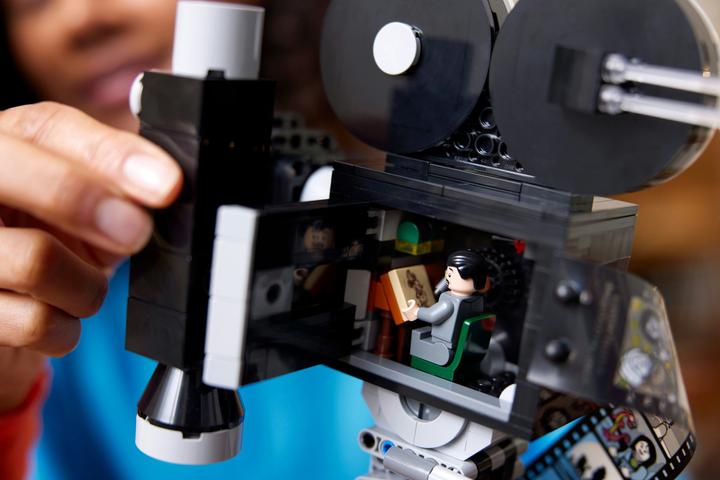 Actual product image LEGO Camera - Homage to Walt Disney (43230, LEGO Rare Sets, LEGO Disney)