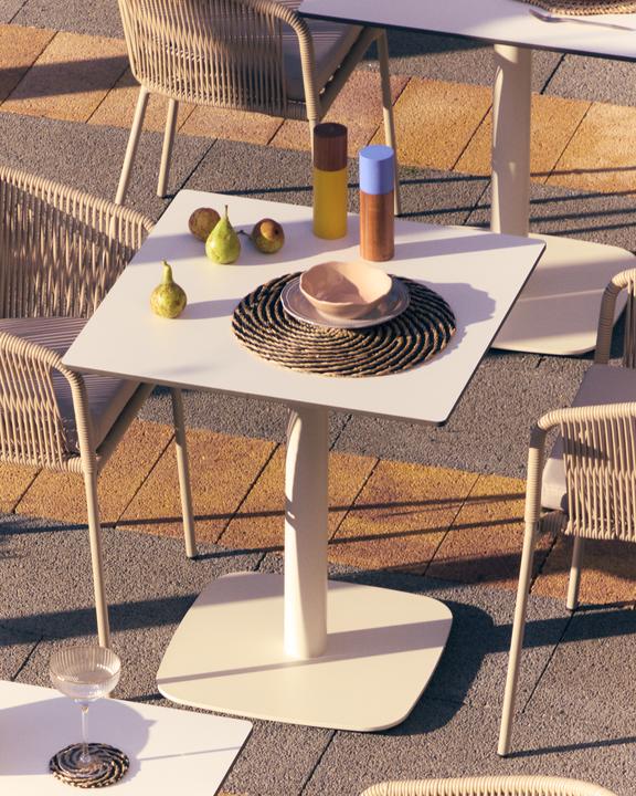 Actual product image Kave Home Dina (68 x 68 x 73 cm)