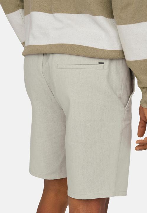 Actual product image Only & Sons Einfarbige Shorts (XXL)