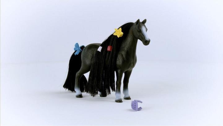 Actual product image Schleich Beauty Horse Quarter Horse Mare