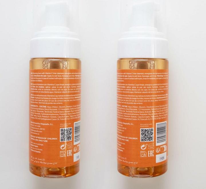 Immagine prodotto La Cabine Lacabine Vit-C Cleansing Foam 150ml - Cleanses, Illuminates and Energizes (Schiuma detergente, 150 ml)