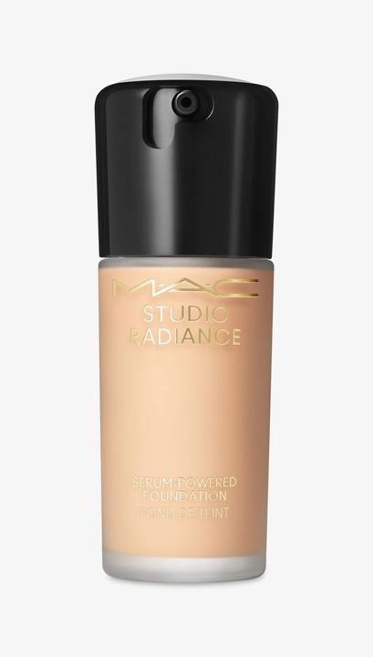 Actual product image MAC Cosmetics M.A.C. Studio Rad Serum Pow Fond de Teint N11 (N11)