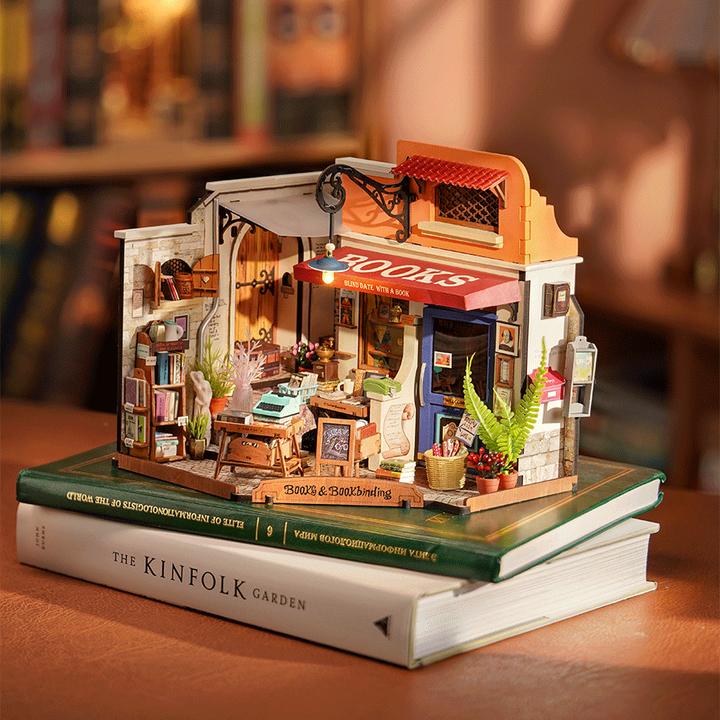 Actual product image Rolife Corner Bookstore