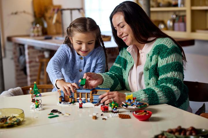 Productafbeelding LEGO Kerstman's postkantoor (10339, LEGO Icons, LEGO Zeldzame Sets)