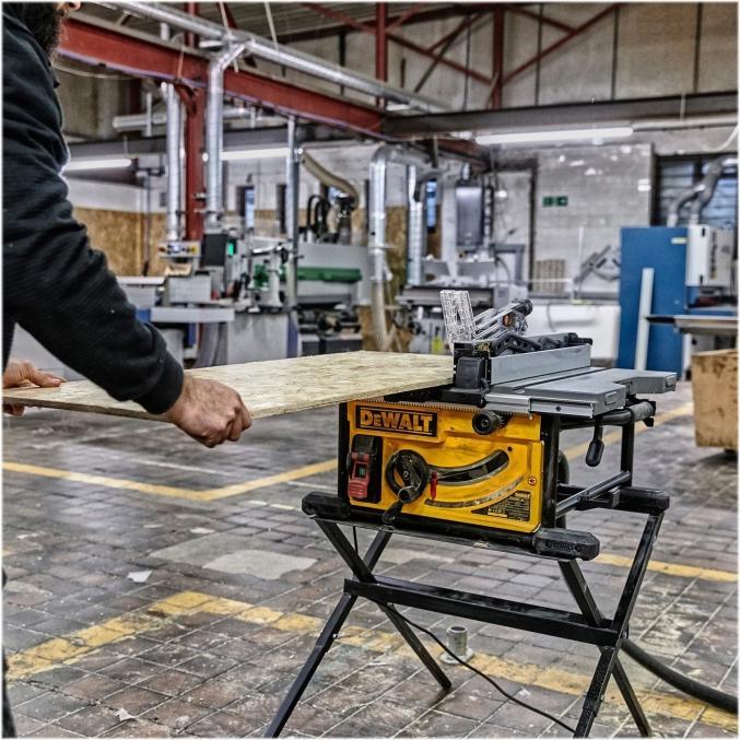 Produktbild DeWalt DWE7492QS