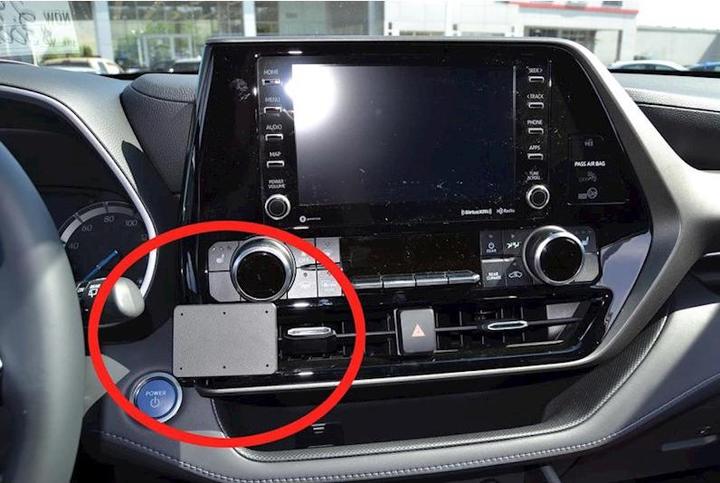 Actual product image Brodit 855618 Car mount Toyota Highlander 20-