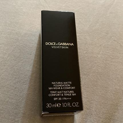 Actual product image Dolce & Gabbana Velvetskin matting liquid make-up ( Natura l Matte Foundation) 30 ml