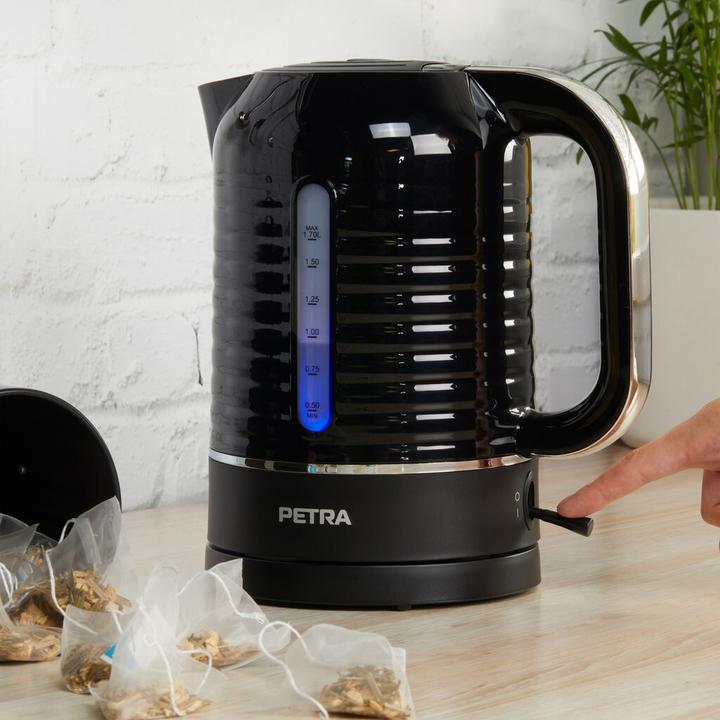 Actual product image Petra PT5572BLKVDE Oscuro 3KW kettle (1.70 l)