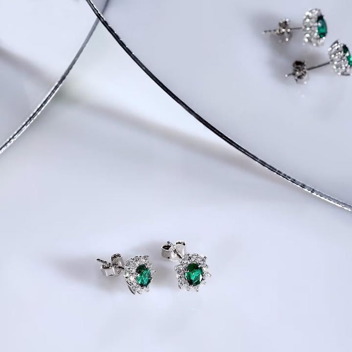Immagine prodotto Morellato Orecchini in argento con zirconi Tesori SAIW153 (Argento 925)