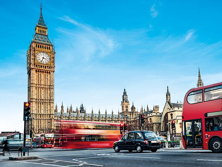 Actual product image Smartbox Destination Hogwarts! 1 Harry Potter® bus tour and 2 nights in a 3 or 4* hotel in London (2 pers.)