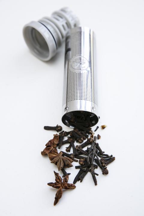 Actual product image 24 Bottles Infuser