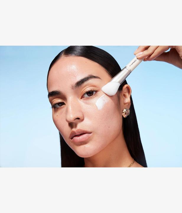 Actual product image MAC Cosmetics Hyper Real Skincanvas Balm (15 ml, 24h cream)