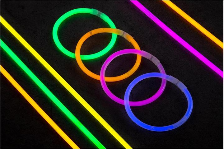 Actual product image Grafix Glow sticks