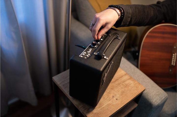 Image du produit Fender Indio 2 (25 h, Fonctionnement sur batterie, Fonctionnement sur secteur)