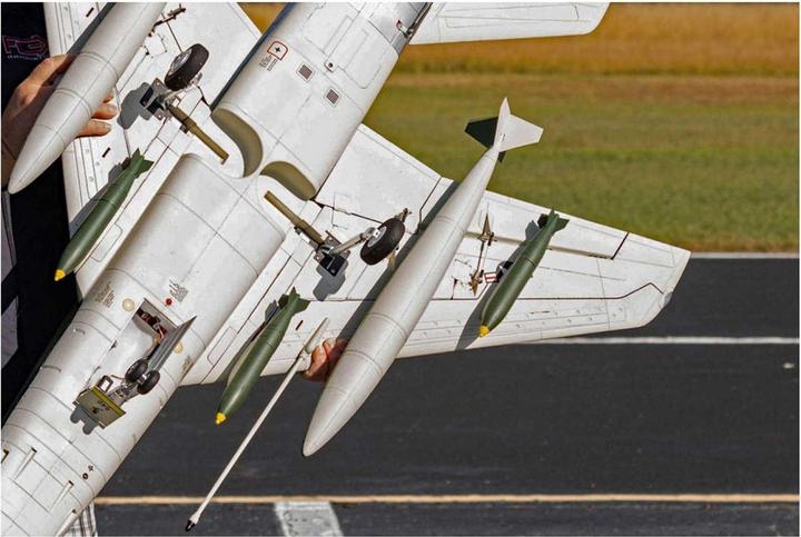 Image du produit Premier Aircraft Impeller Jet F-100D Super Sabre 90 mm PNP (Avion à réaction)