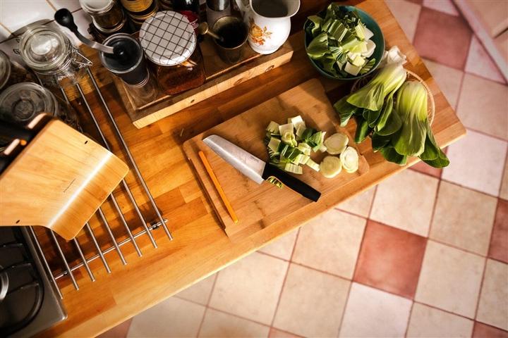 Produktbild Fiskars Functional Form Santoku knife (16 cm)