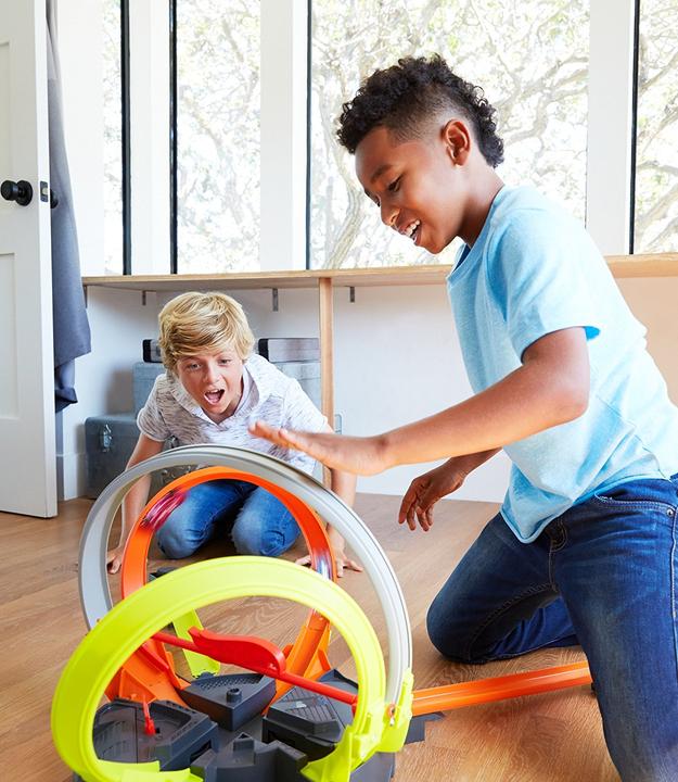 Produktbild Hot Wheels Mega-Looping Crashbahn