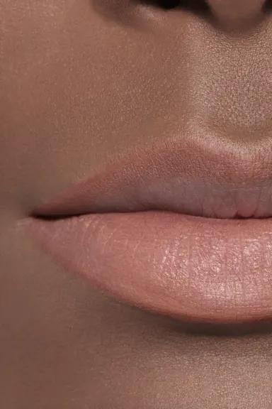 Immagine prodotto Chanel Matita per labbra Le Crayon Lèvres LW n. 156 (156 Beige)
