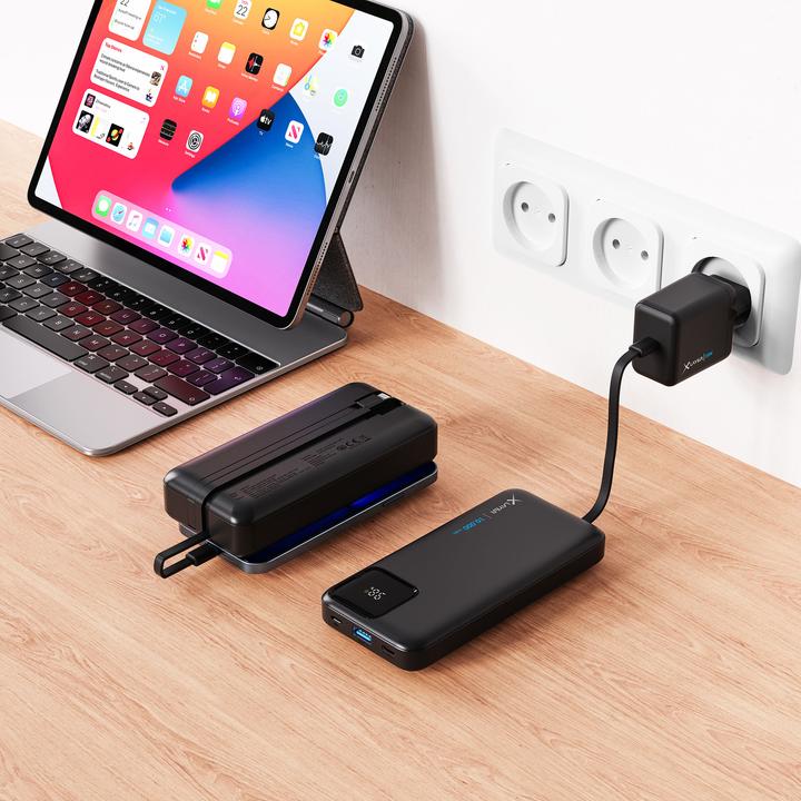 Produktbild Xlayer Powerbank 10.000 mAh mit zwei integrierten Kabeln PD 20W Black (10000 mAh, 20 W, 37 Wh)