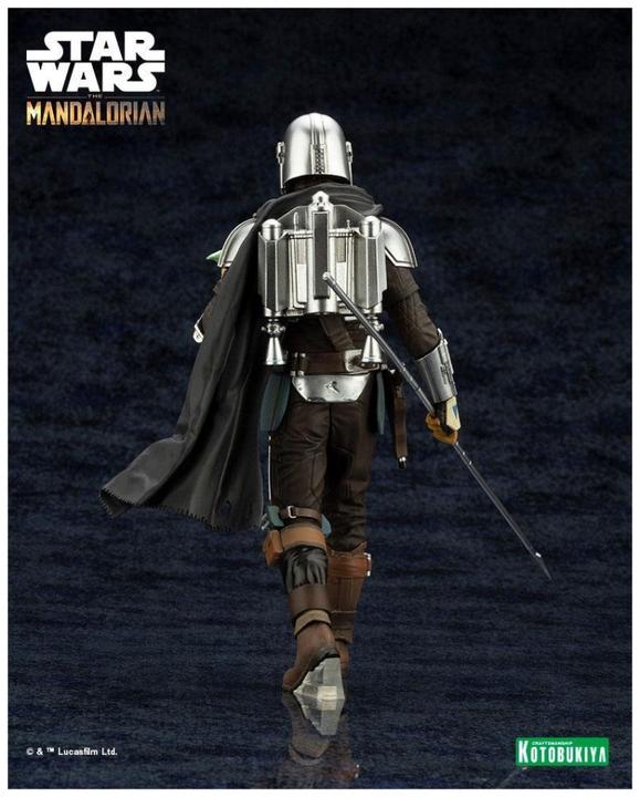Actual product image Kotobukiya Star Wars The Mandalorian statuette PVC ARTFX 1/10 Mandalorian & Grogu with Beskar Staff 18 cm