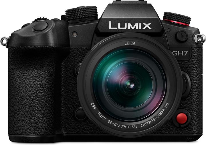 Panasonic GH7 Body + Leich 12-60mm f/2.8-4 (12 - 60 mm, 26.50 Mpx, Micro Four Thirds)