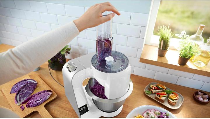 Actual product image Bosch Hausgeräte MUM5 with scale (1000 W)