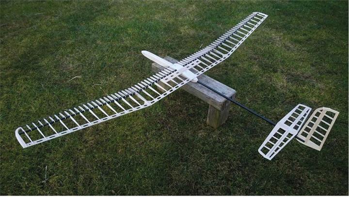 Produktbild Modellbauchaos Fresh F3-Res Cnc Holzbausatz R.E.S.Wettbewerbsmodell (Segelflugzeug)