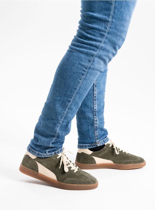 Actual product image Ara Sneaker (44)