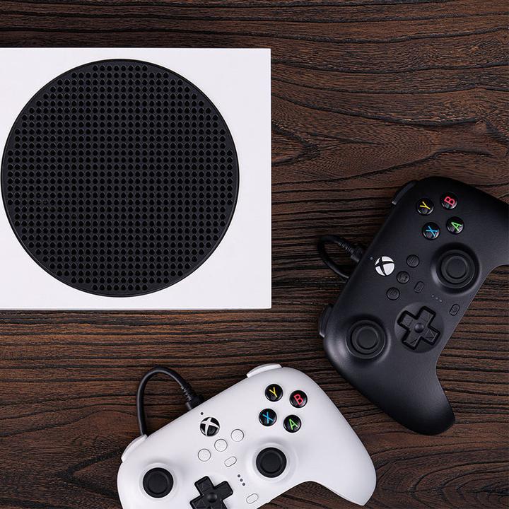 Actual product image 8bitdo Ultimate Controller (Xbox Series S, Windows, Xbox One S, Xbox One X, Xbox Series X)
