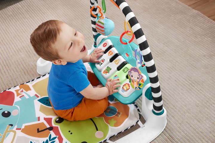 Image du produit Fisher-Price Glow and Grow Kick & Play Piano Gym
