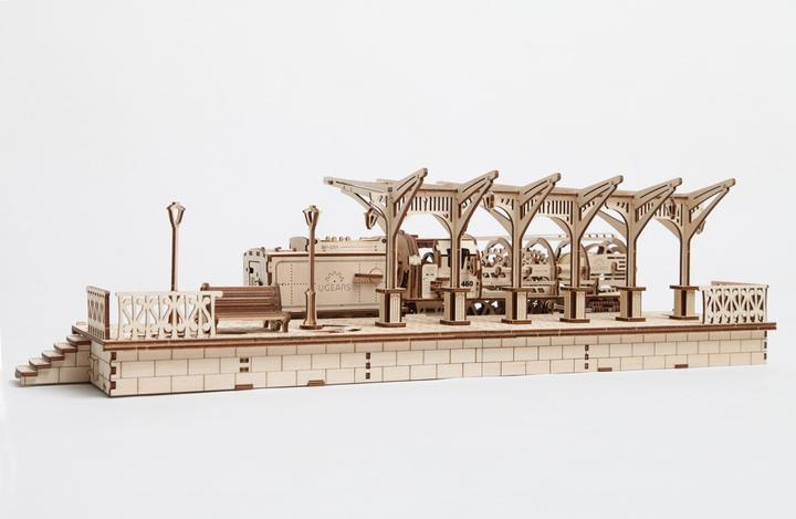 Produktbild Ugears Bahnsteig 196 Teile